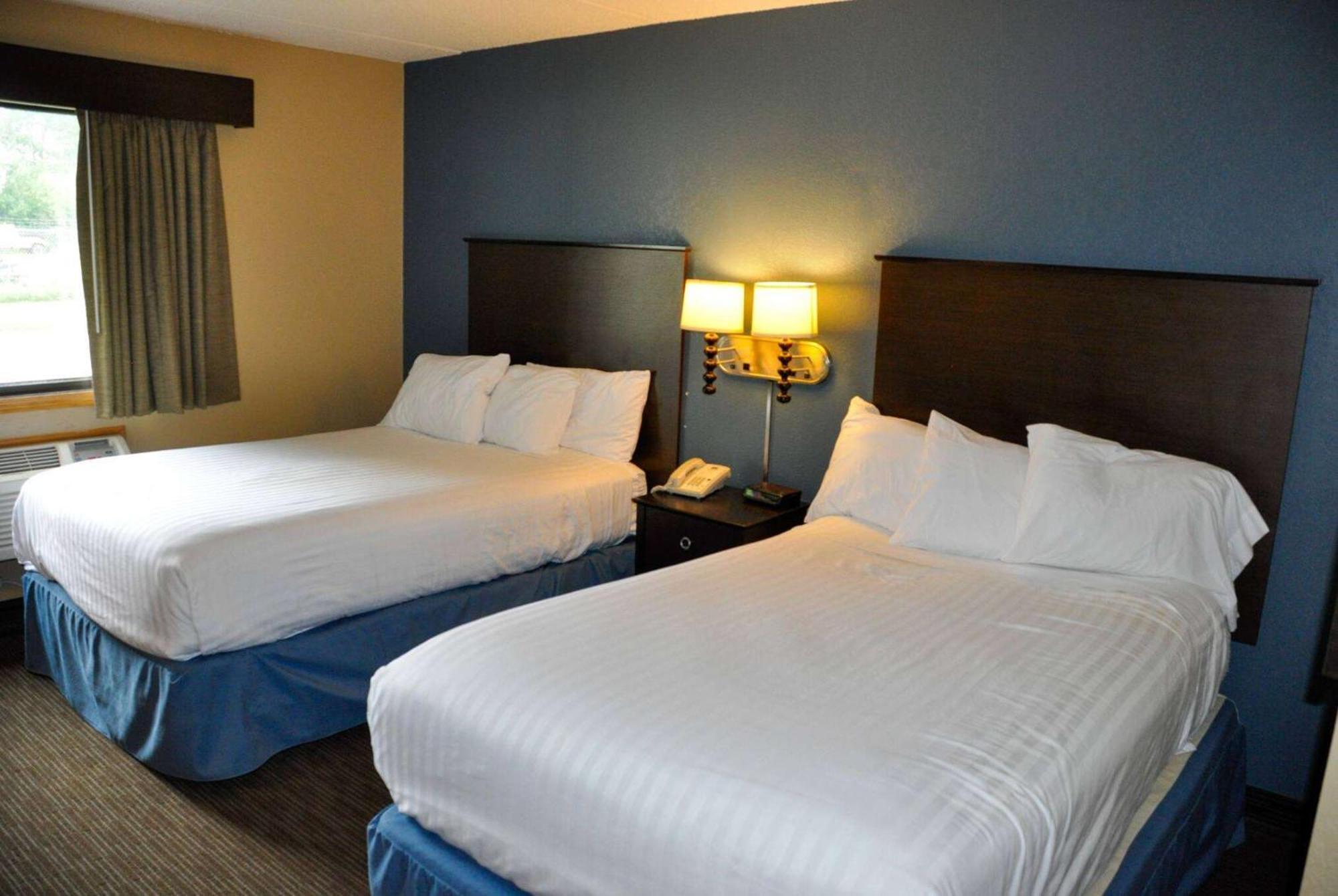 Americinn By Wyndham Clear Lake Exteriör bild
